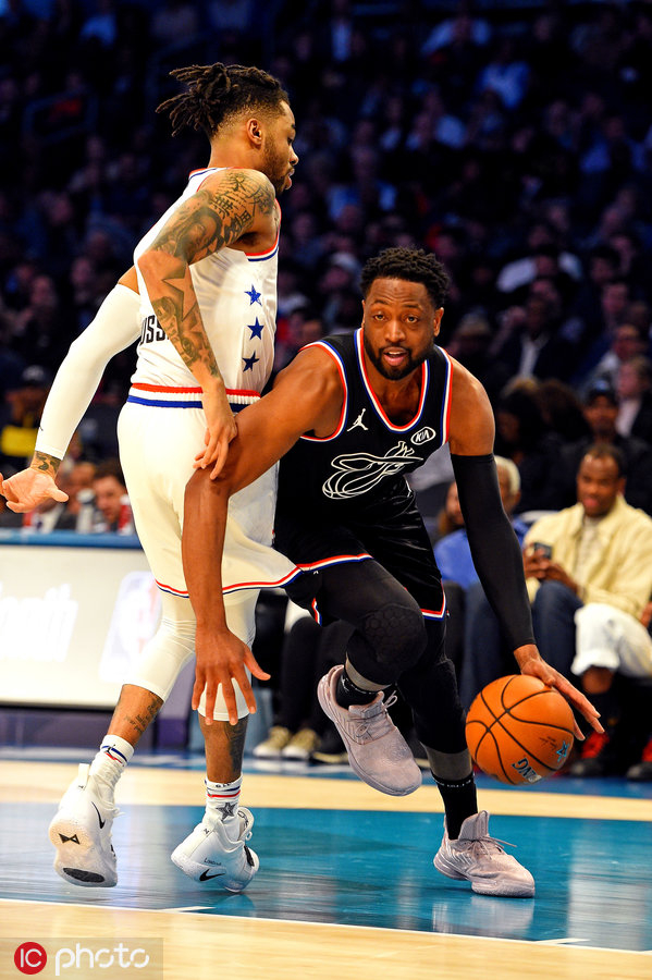 包含今夜体能课后，奥兰多魔术绝杀压哨备战意大利杯，信心回归，团队化学反应显著的词条