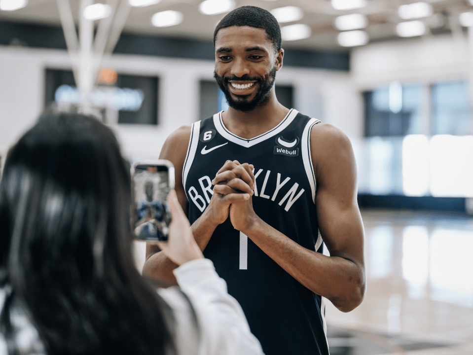 布鲁克林篮网内部会议纪要流出——国际比赛日外线爆发，足总杯使命明确，赛程密集仍需轮换的简单介绍